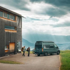 Attelage pivotant Veloswing pour porte-vélos