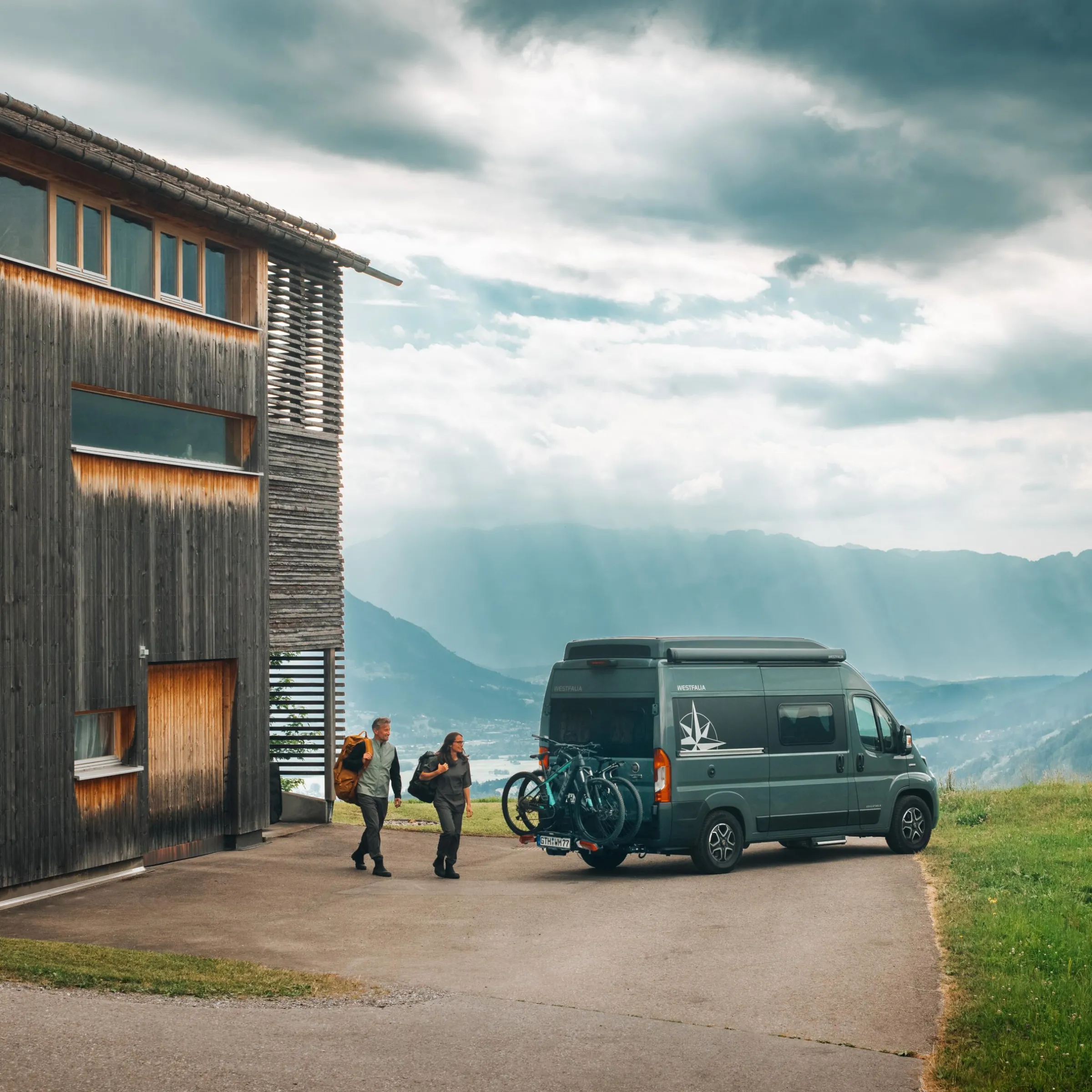 Attelage pivotant Veloswing pour porte-vélos