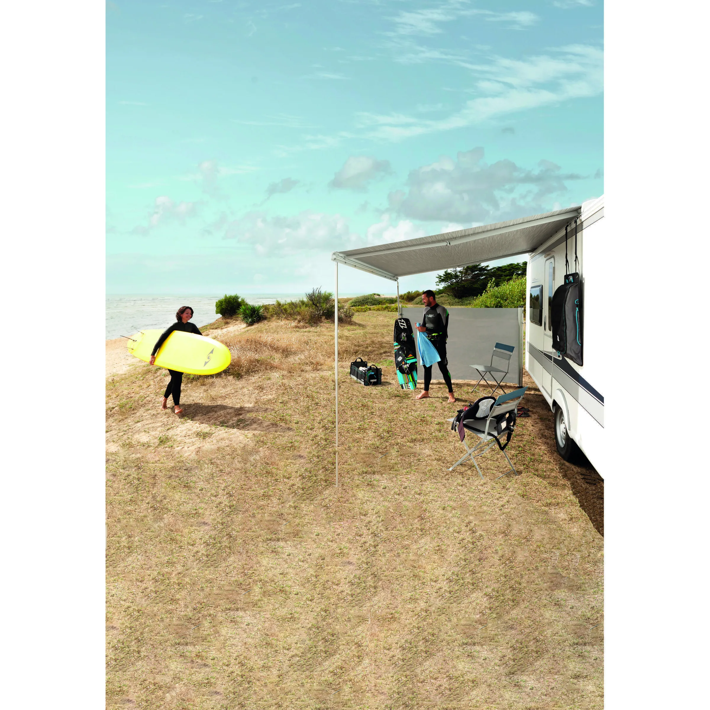 Côté étirable Windscreen pour stores