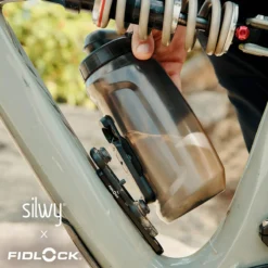 Gourde magnétique pour vélo avec fixation FIDLOCK