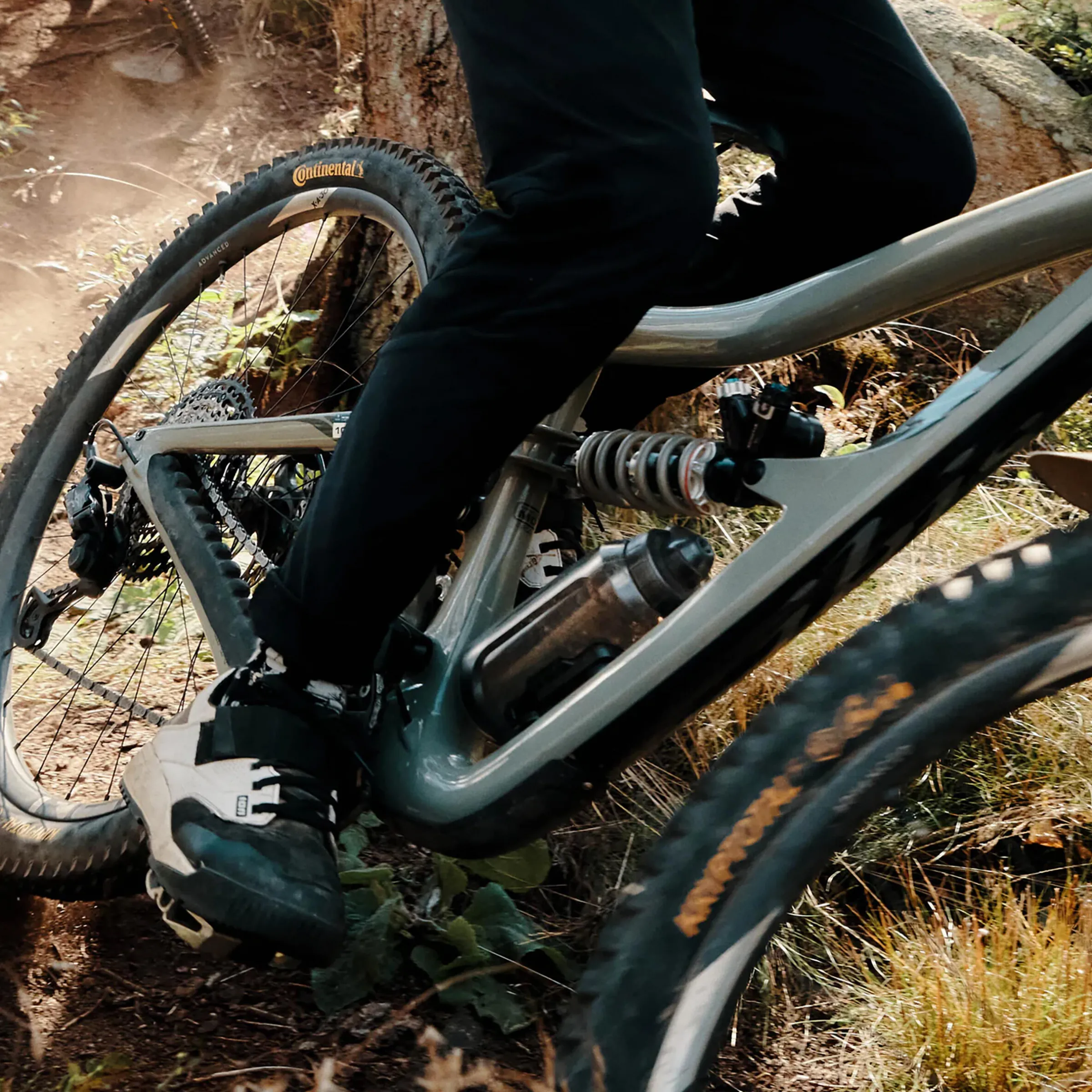 Gourde magnétique pour vélo avec fixation FIDLOCK