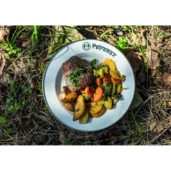 Lot de 2 assiettes en émail