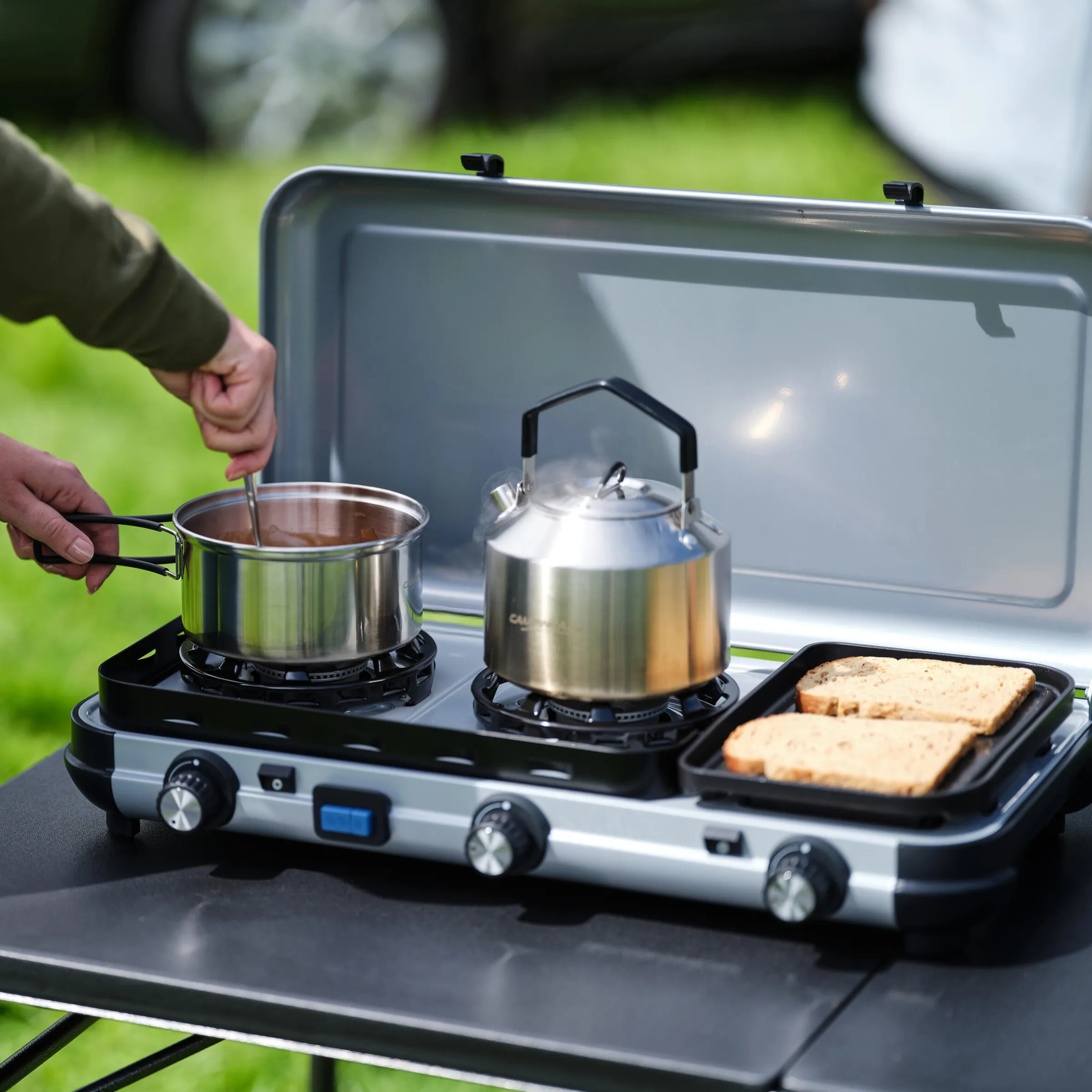 Réchaud à gaz 3 feux Camping Kitchen 2