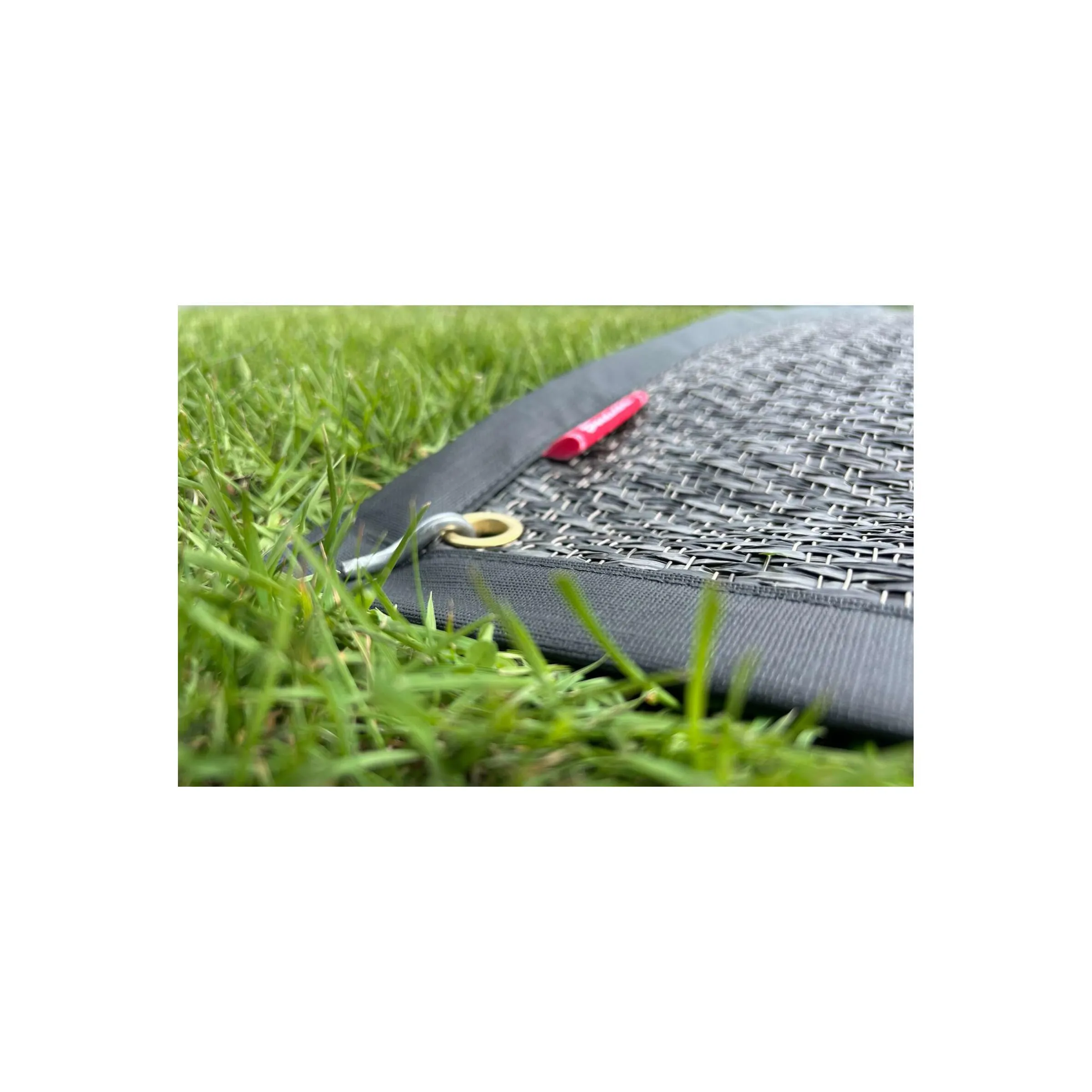 Tapis de sol bordé