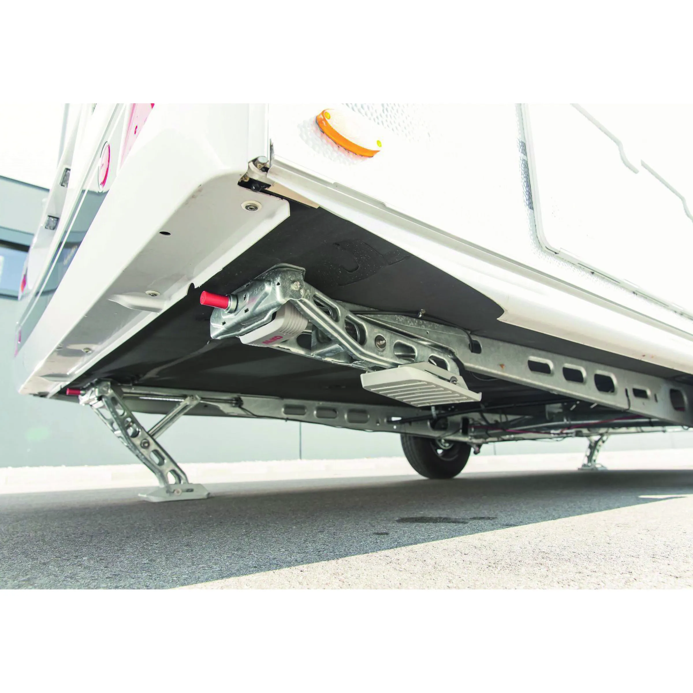Vérins électriques télécommandés pour caravane UP-4